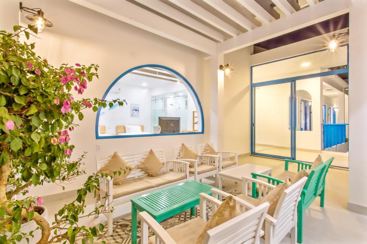 Villa Santorin Hoian *